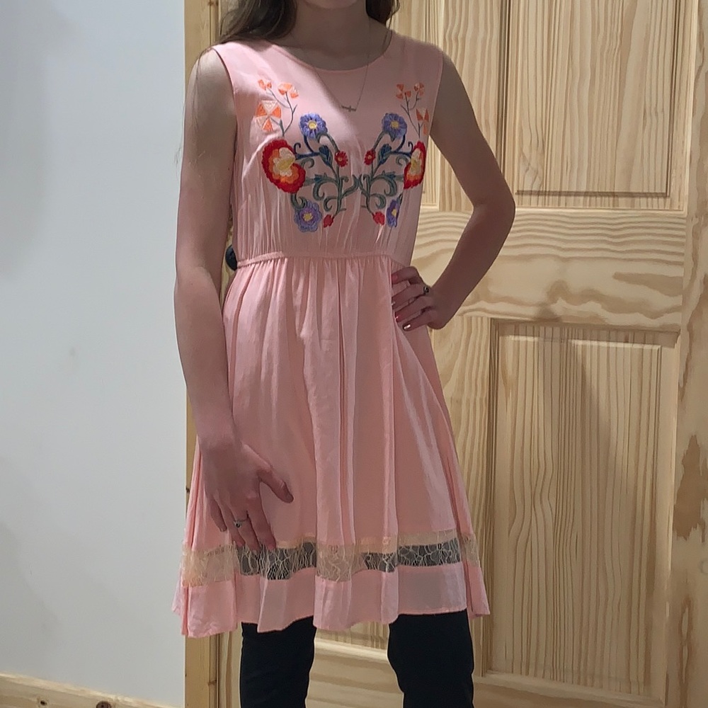 Ya Los Angeles pink embroidered lace inset dress size M